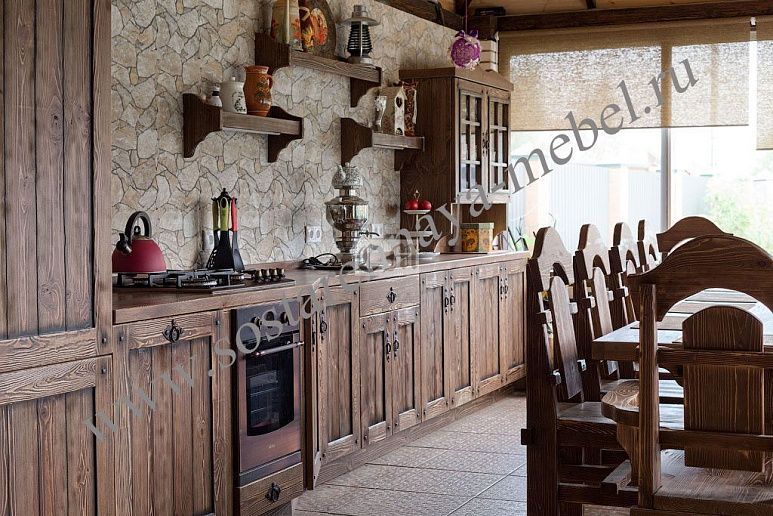 Дачная кухня из дерева – фото